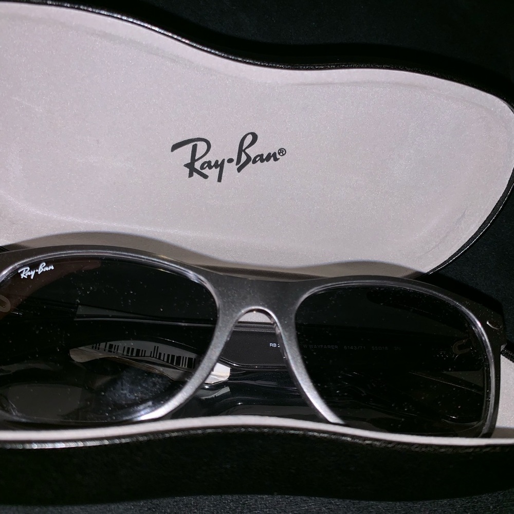 Ray Bans - Picture 2 of 3